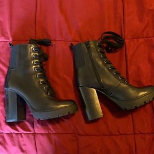 Steve Madden Boots